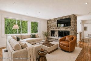featured image of 203 Eastwood Dr