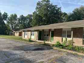 8825 Country Club Rd - Photo 1 of 1