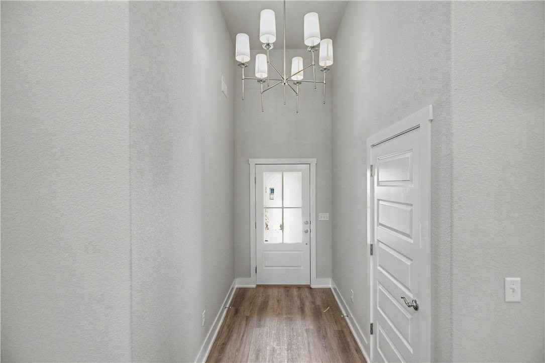 6705 Orange Avenue - Photo 3 of 24