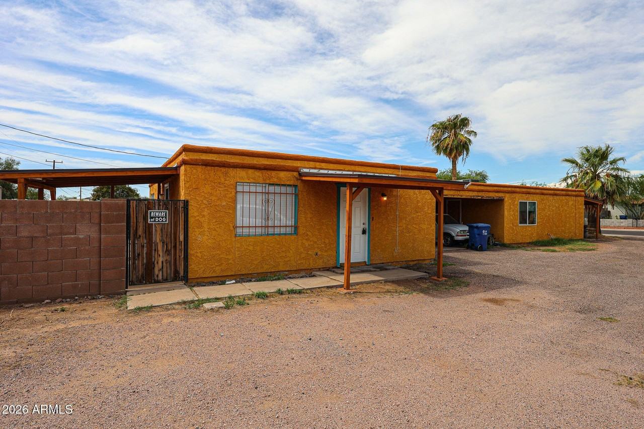 1233 E Henry St #B - Photo 2 of 29