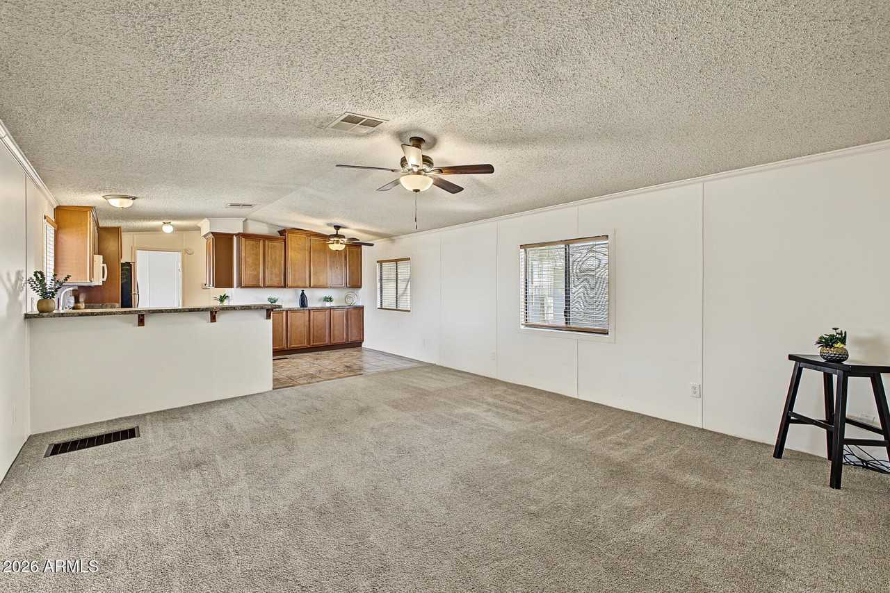 757 N Dapple Dr - Photo 4 of 26