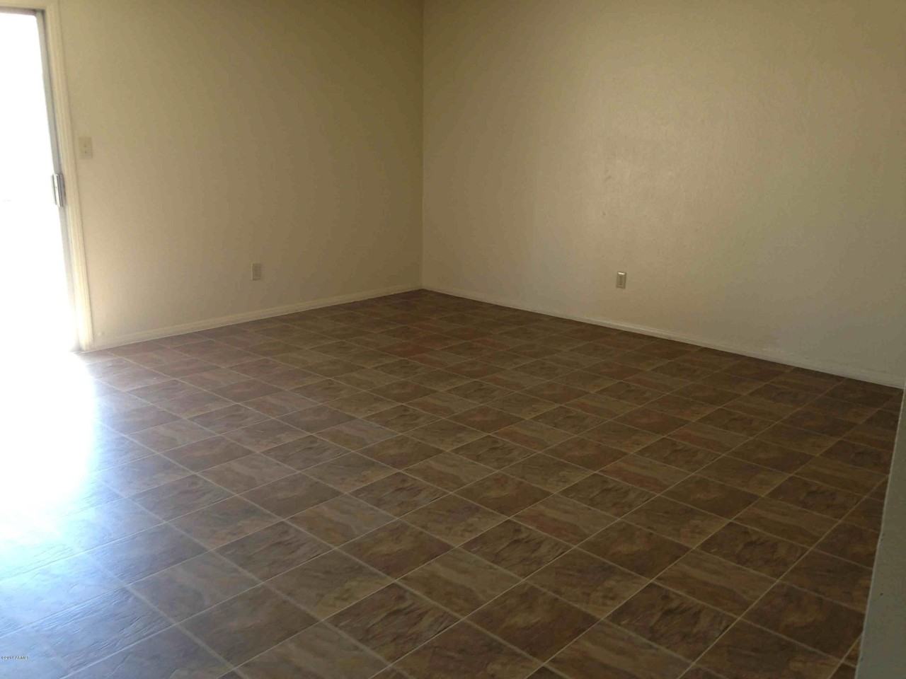 2263 E Garnet Ave - Photo 4 of 30