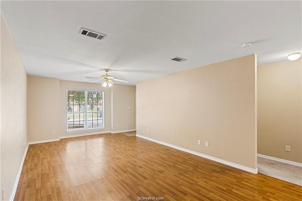 912 Willow Pond St - Photo 6 of 22