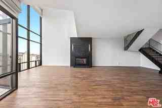 4337 Marina City Dr #PH42 - Photo 4 of 8