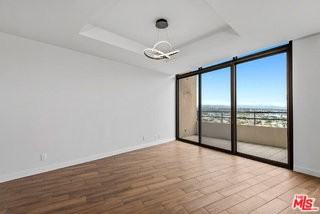 4337 Marina City Dr #PH42 - Photo 5 of 8