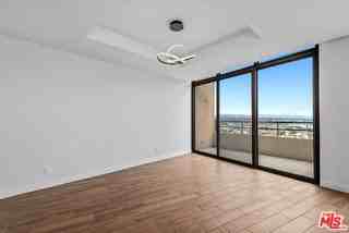 4337 Marina City Dr #PH42 - Photo 6 of 8