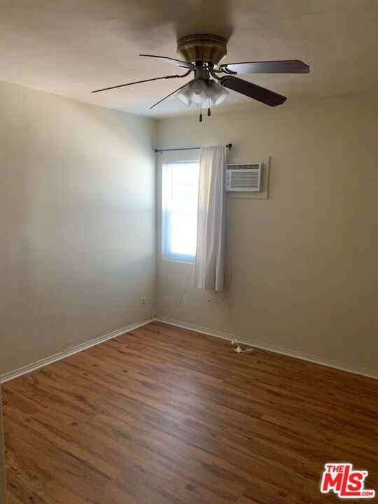 3866 Bentley Ave #B - Photo 3 of 6