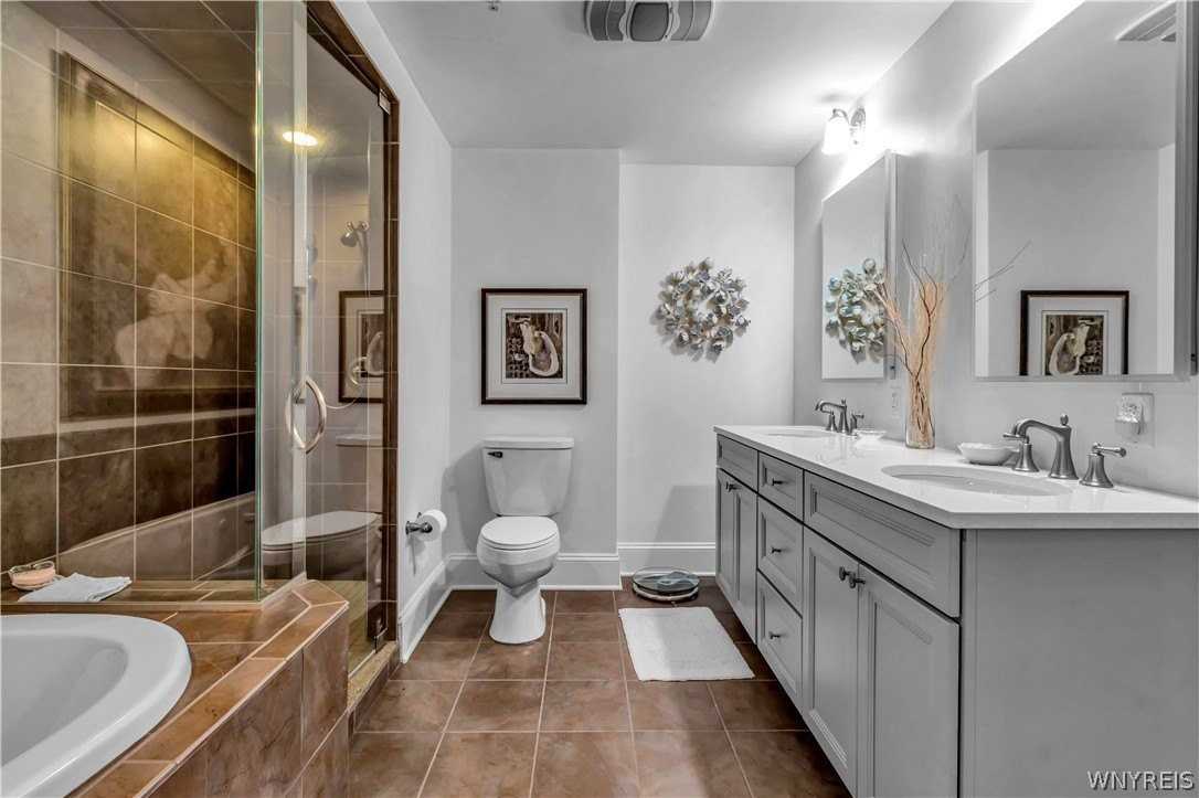 132 Lakefront Blvd #203 - Photo 4 of 27