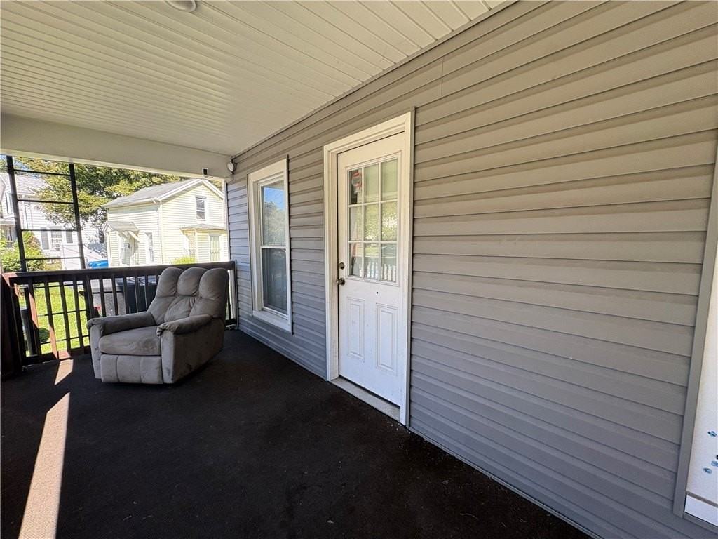 37 Grand St - Photo 2 of 9