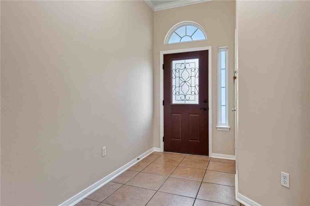 307 San Rafael Dr - Photo 3 of 28