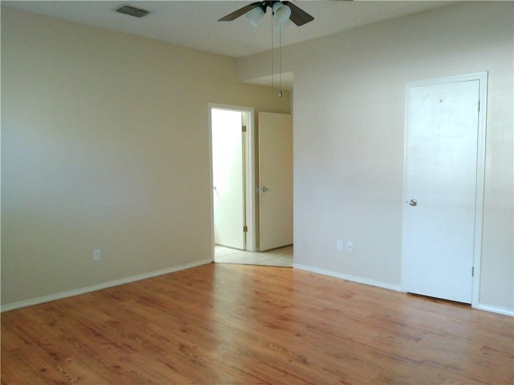 7837 Wolf Dr - Photo 3 of 16
