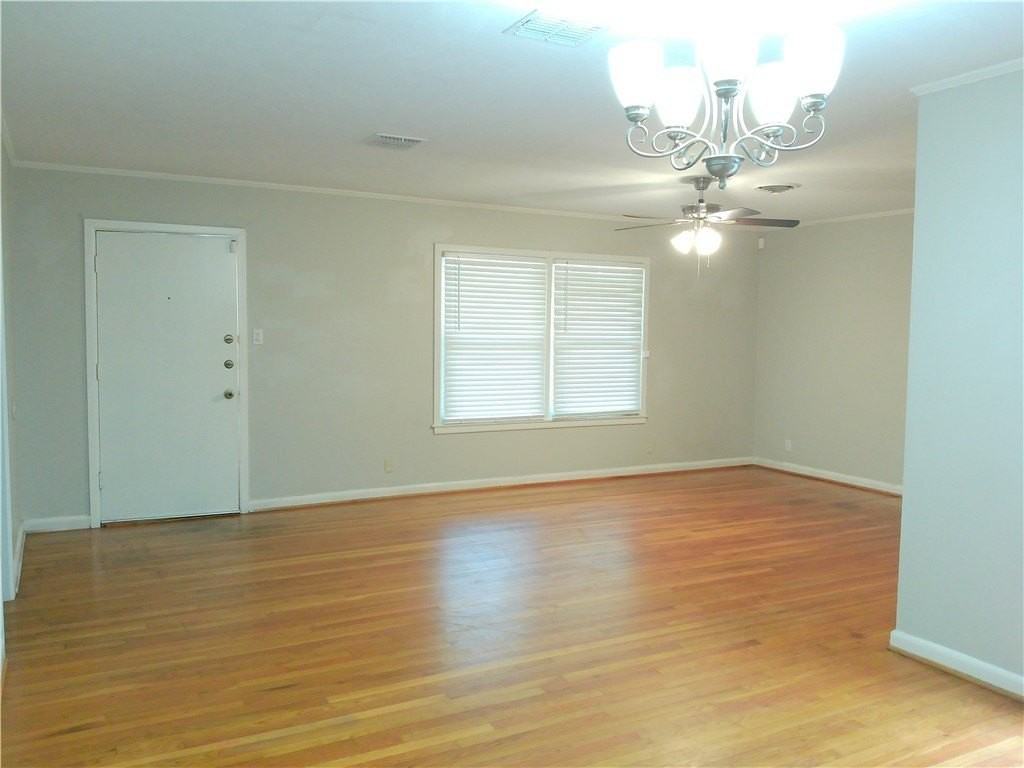 522 Pasadena Pl - Photo 4 of 26