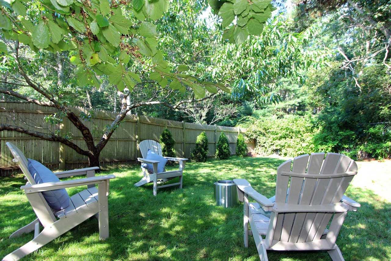 10 Clement St - Photo 4 of 33