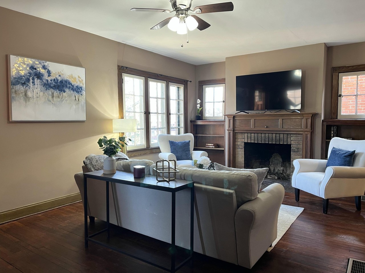 1347 Highland St #1347 - Photo 3 of 19