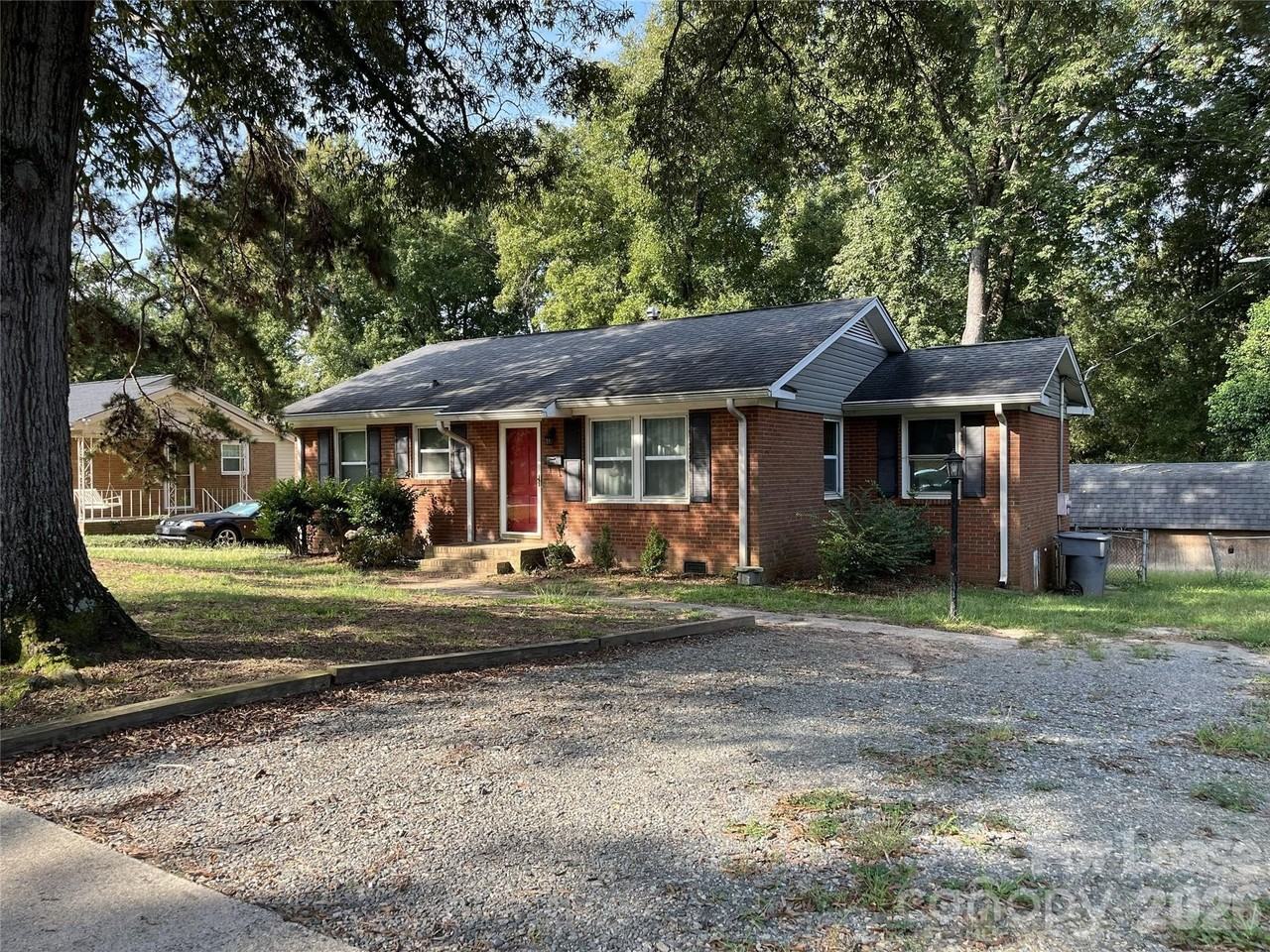 4024 Abbeydale Dr - Photo 2 of 21