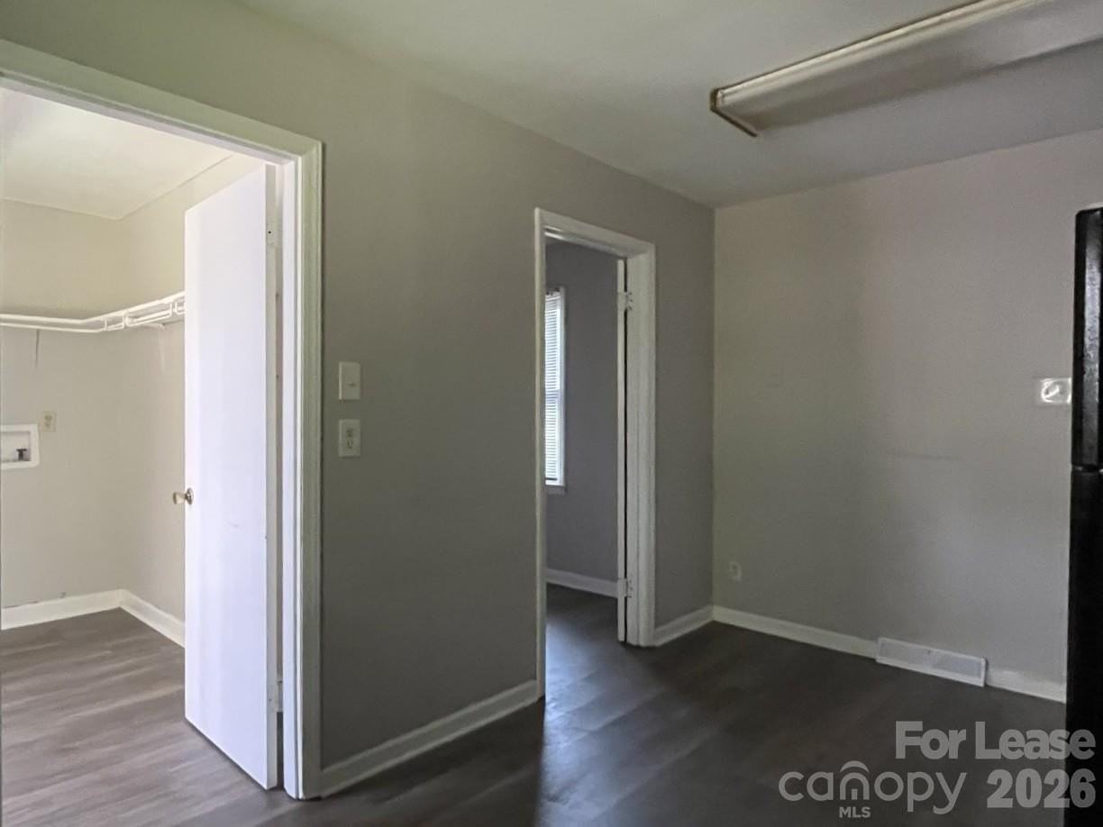 4024 Abbeydale Dr - Photo 6 of 21
