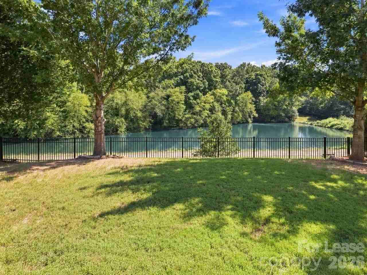 605 Gardenbrook Trl - Photo 6 of 40