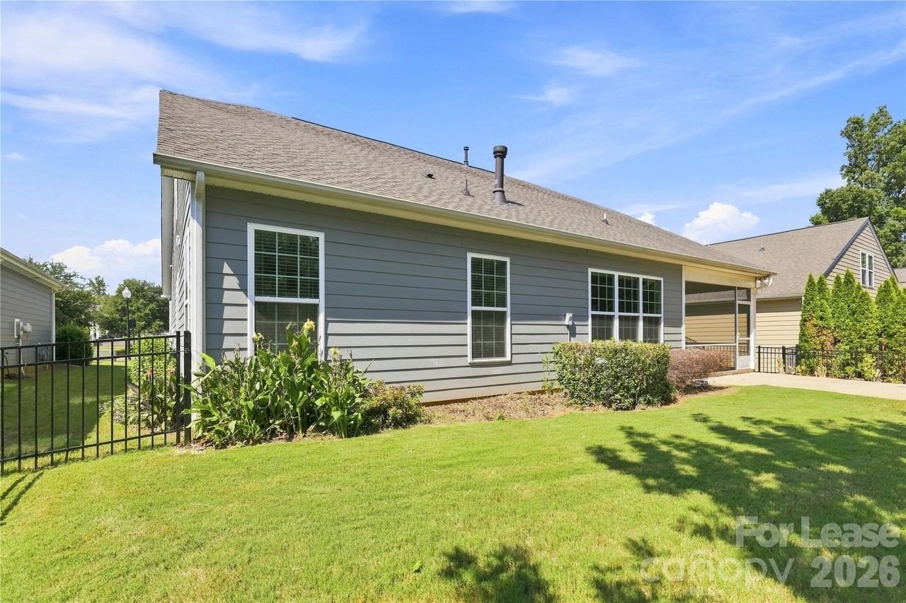 605 Gardenbrook Trl - Photo 7 of 40