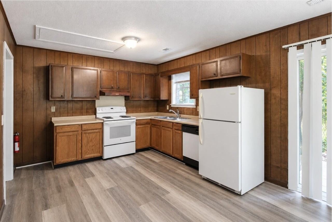 1611 Jessamine Rd #1C - Photo 5 of 19