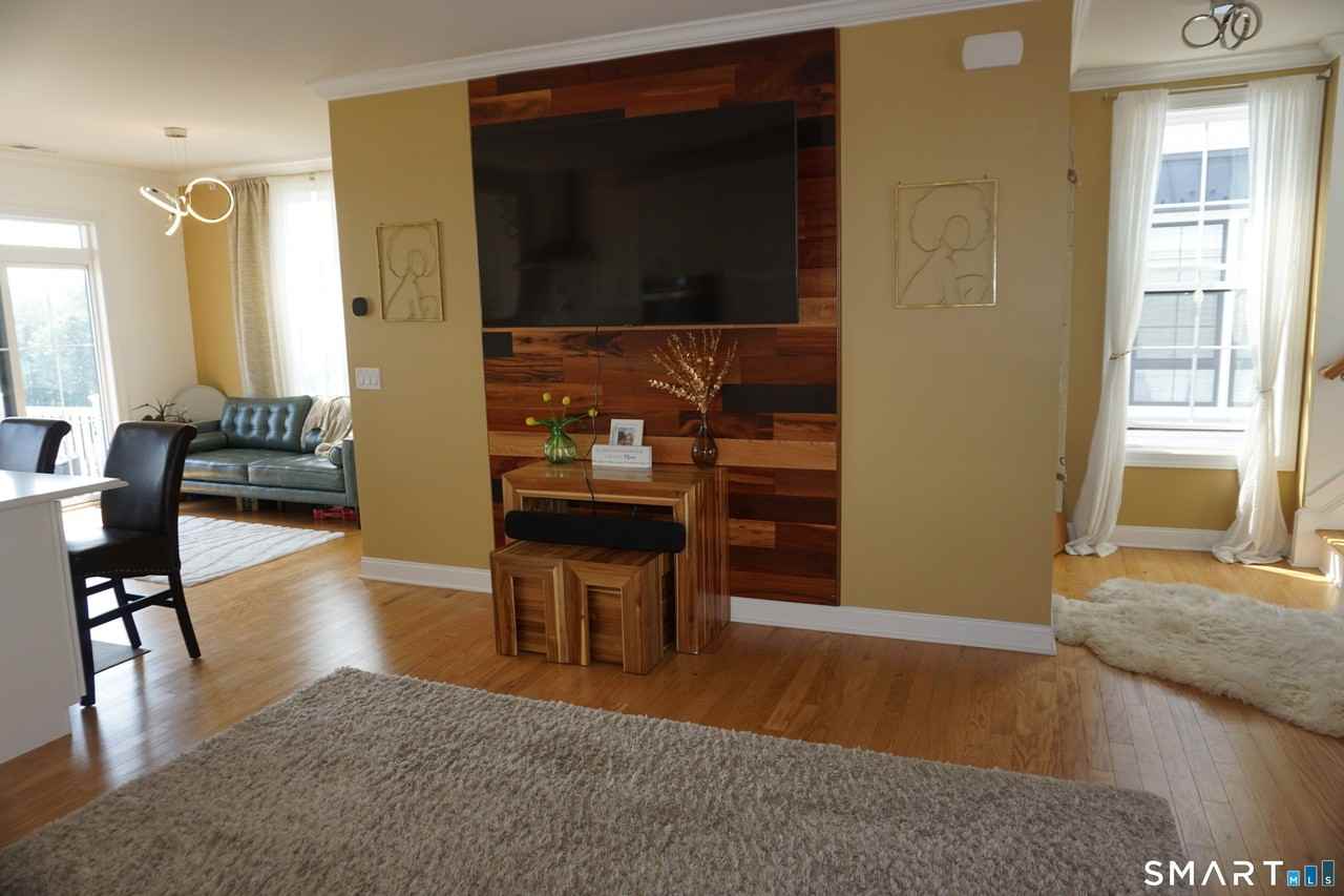 127 Brentwood Cir #127 - Photo 6 of 23