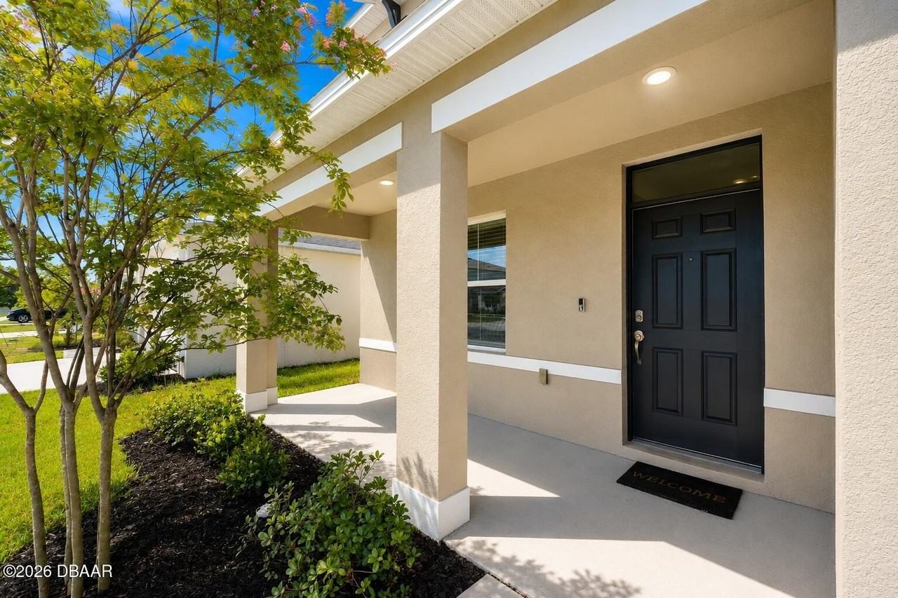 21 Melogold Dr - Photo 6 of 50