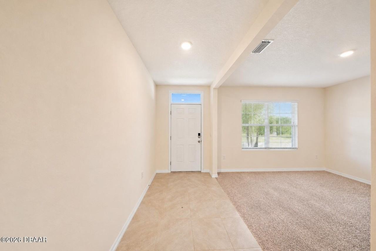 21 Melogold Dr - Photo 7 of 50