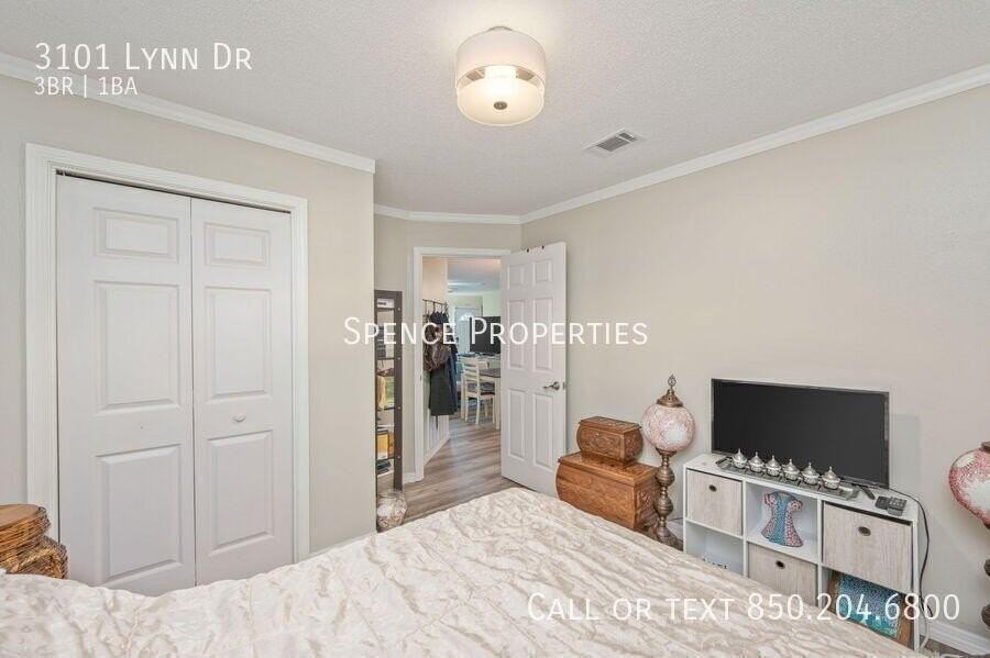 3103 Lynn Dr - Photo 6 of 34