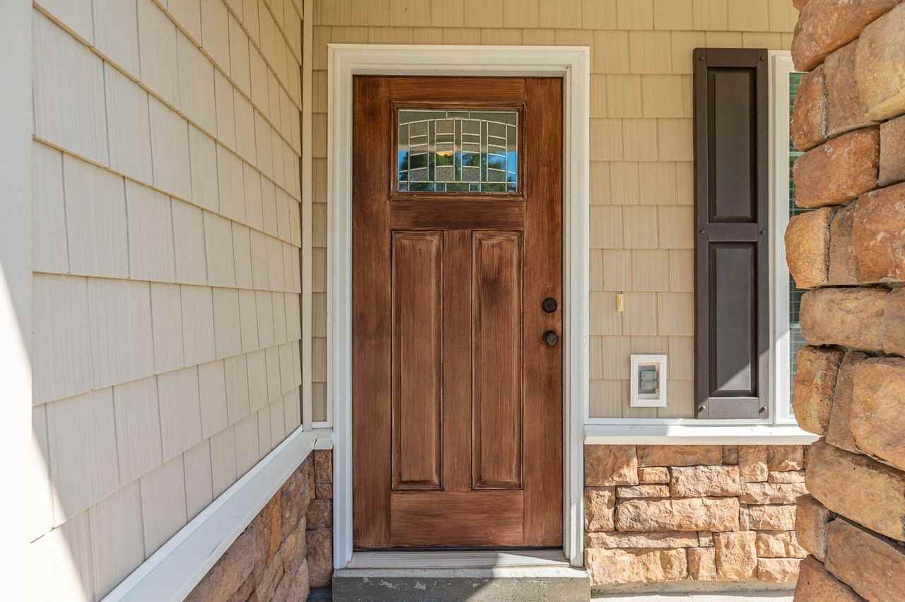 198 Wainwright Dr - Photo 3 of 35
