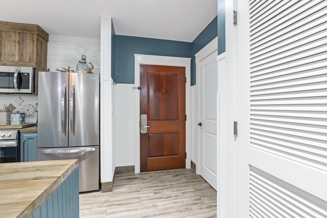 9300 Baytowne Wharf Blvd #113 - Photo 7 of 27