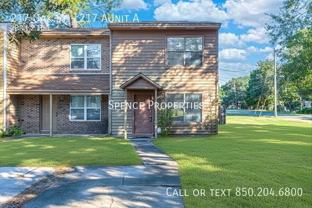 217 Oak St #A - Photo 1 of 1