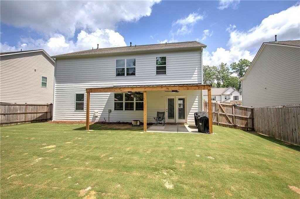 286 Belmont Dr Se - Photo 3 of 46