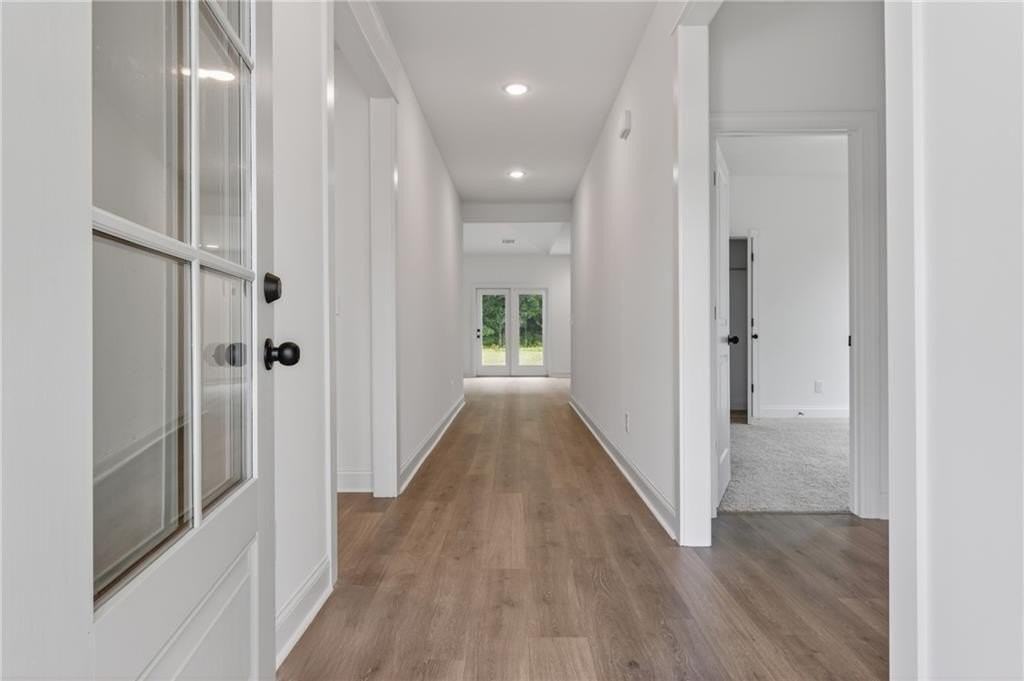 69 Stanley Dr - Photo 2 of 49
