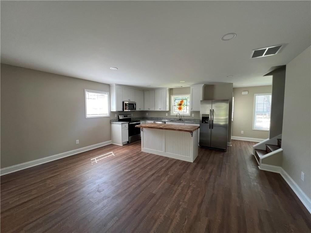5964 Moon Dr - Photo 3 of 9