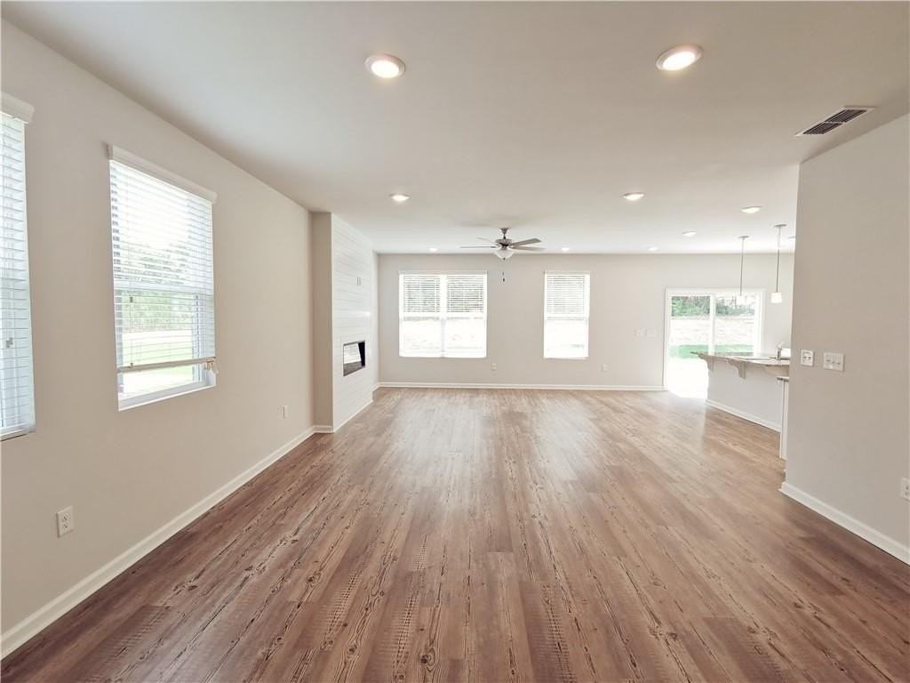 154 Green Love Ln - Photo 6 of 34