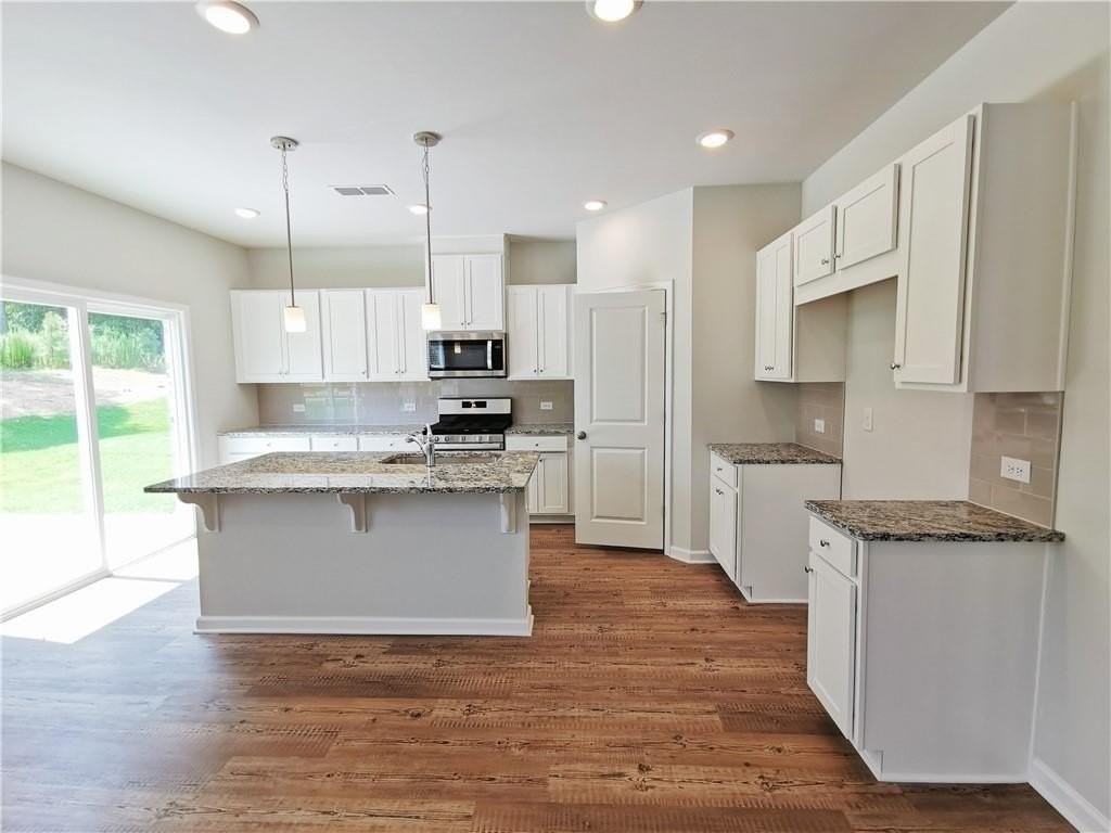 154 Green Love Ln - Photo 7 of 34