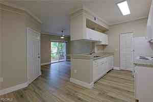 featured image of 11540 Villa Grand #1207