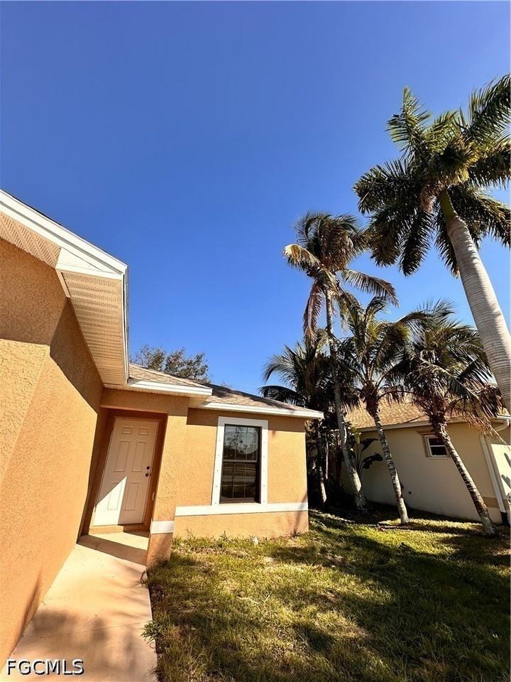 3833 Chiquita Blvd S - Photo 2 of 21