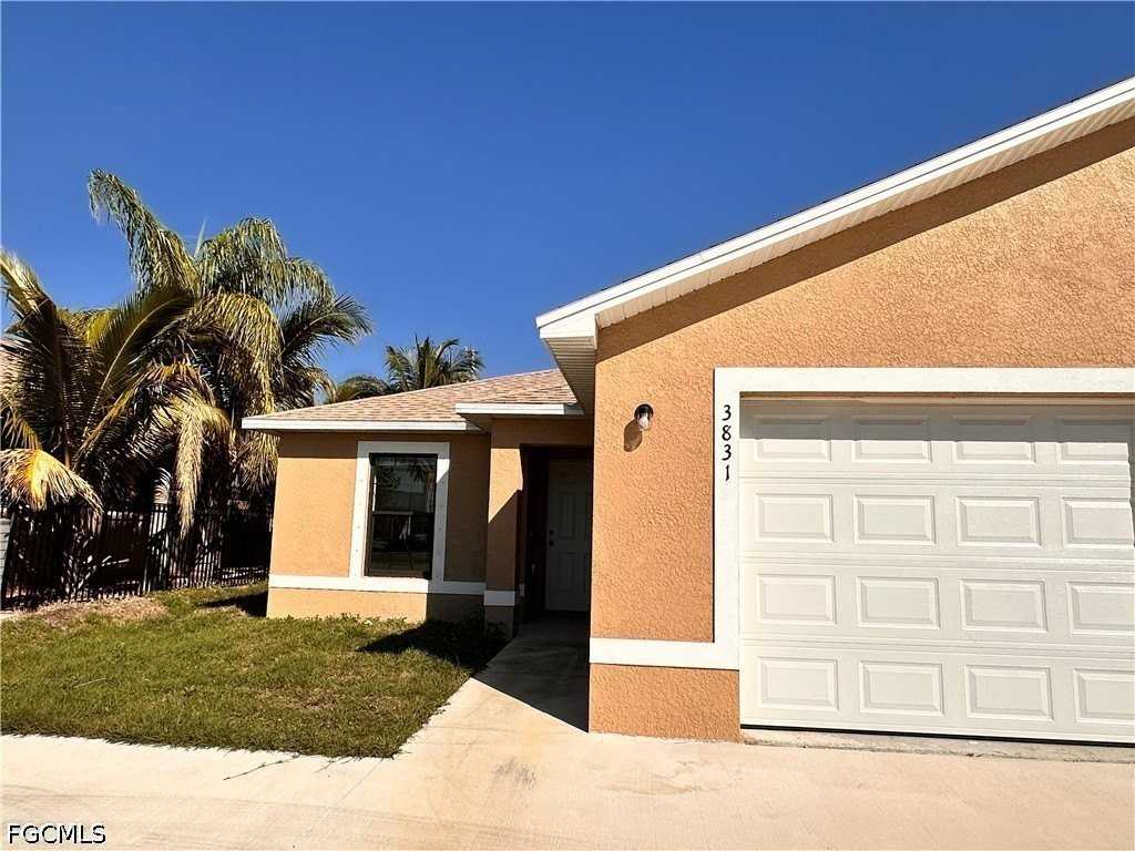 3833 Chiquita Blvd S - Photo 3 of 21