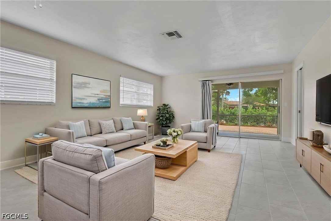 1628 Orchid Blvd - Photo 6 of 20