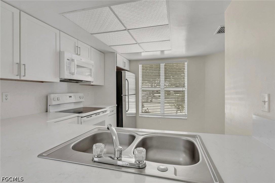 1626 Orchid Blvd - Photo 4 of 24