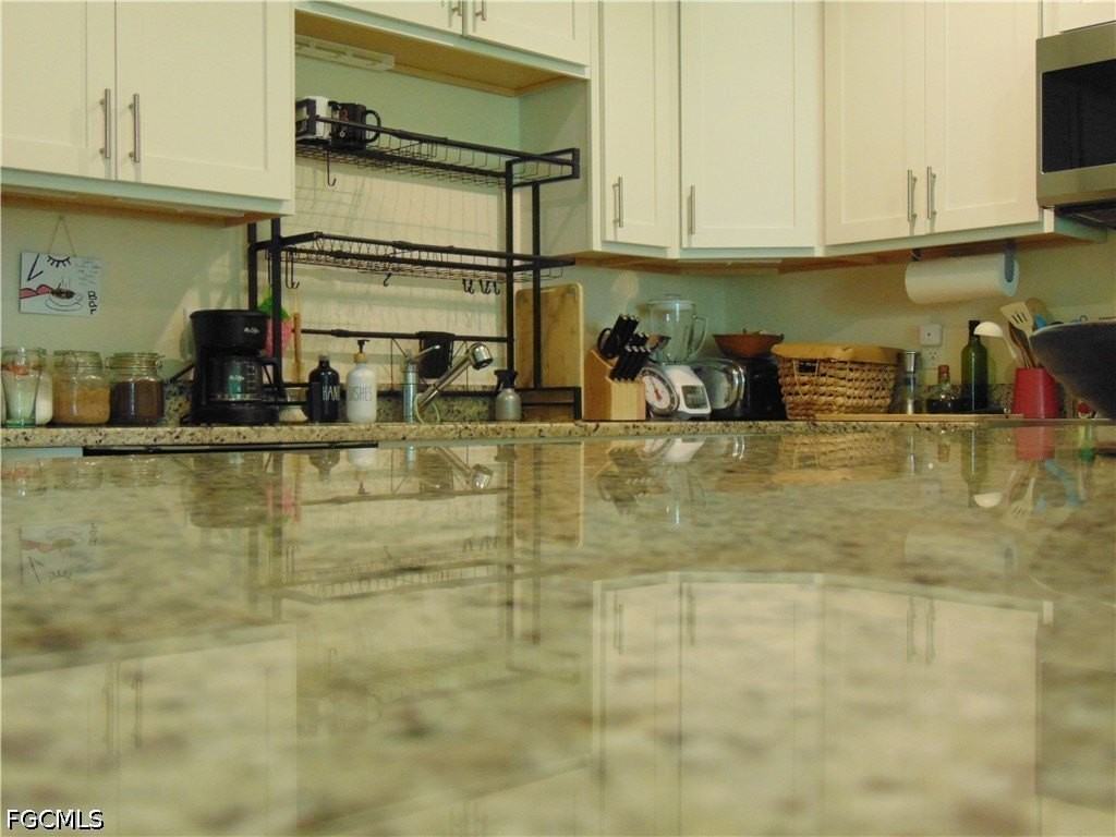8051 Rolling Cir - Photo 4 of 26
