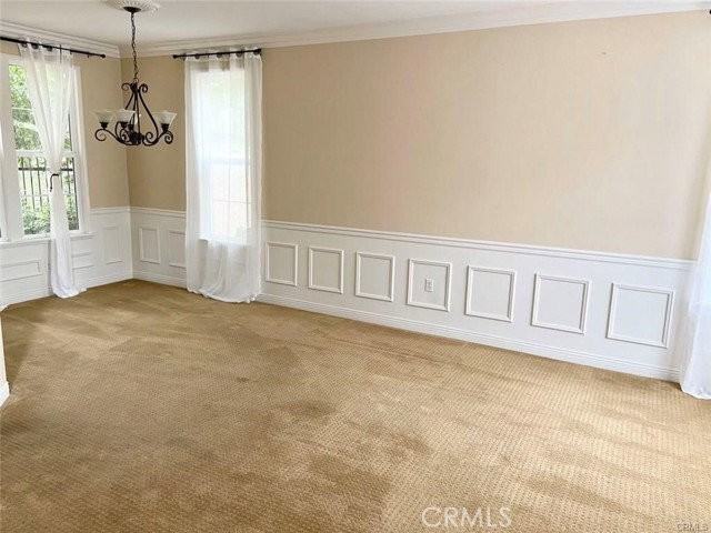 313 Tall Oak - Photo 2 of 8
