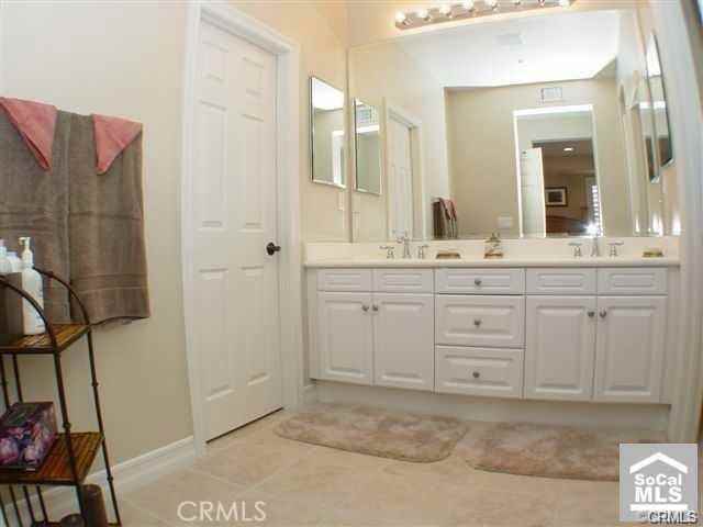 1 Paseo Vista - Photo 6 of 8