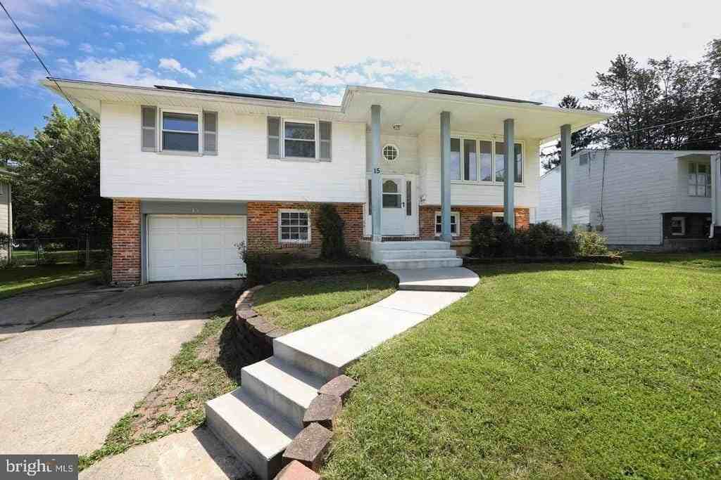 15 Knollwood Dr - Photo 2 of 29