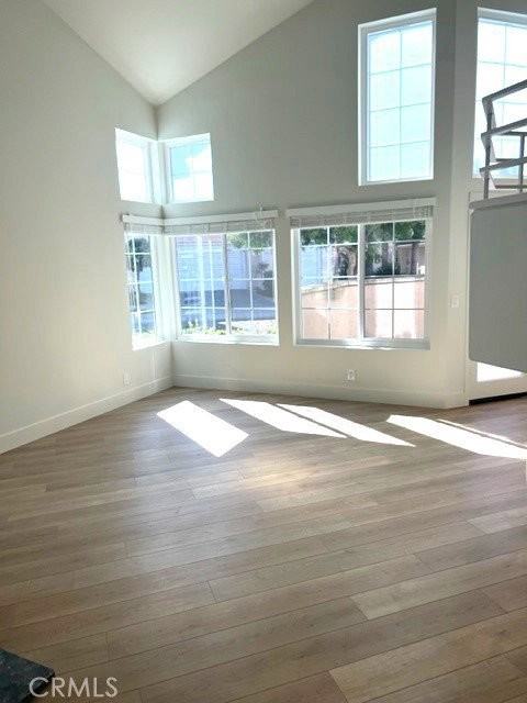 192 Shorebreaker Dr - Photo 2 of 8