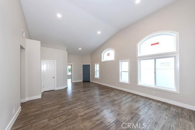 933 S Dylan Way - Photo 4 of 8
