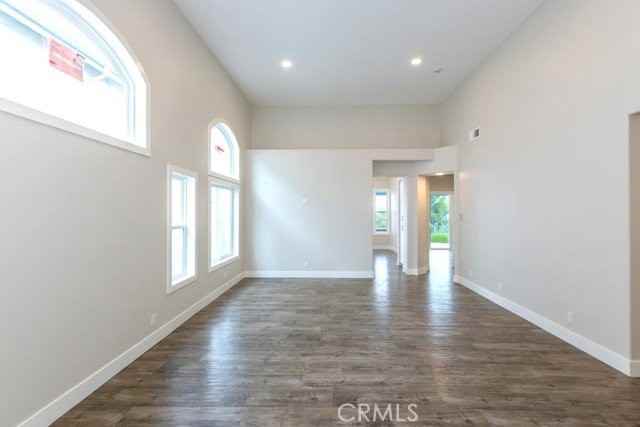 933 S Dylan Way - Photo 6 of 8