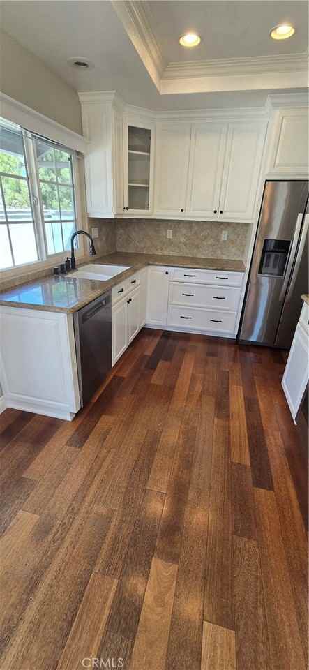 46 Lakeshore - Photo 6 of 8