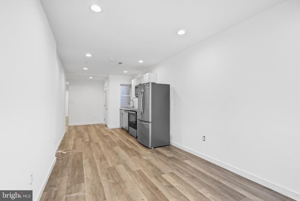 810 Diamond St - Photo 4 of 19