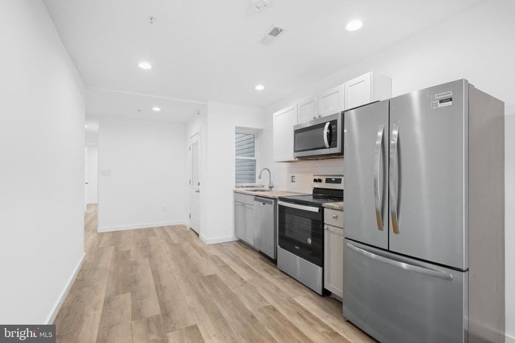 810 Diamond St - Photo 5 of 19